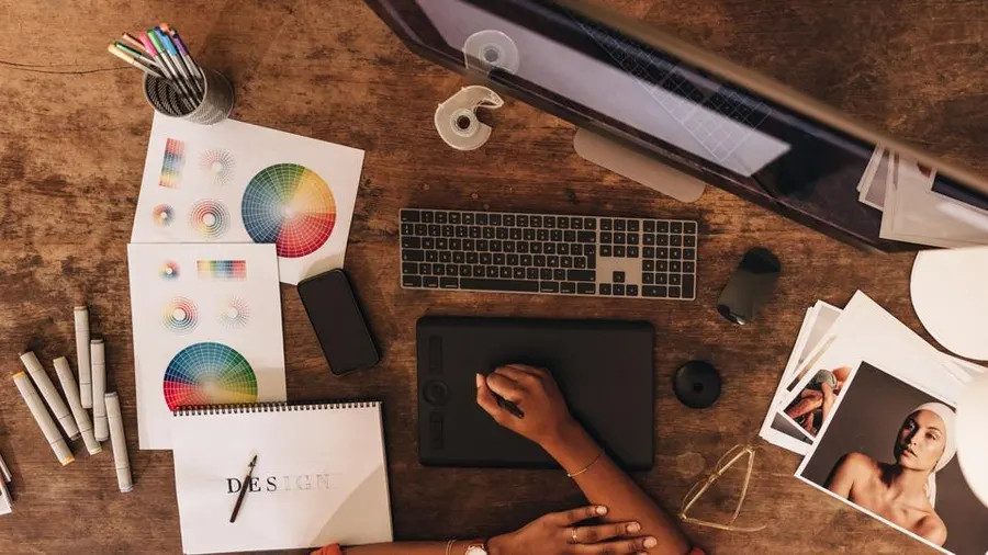 graphic-designer-desk.jpeg-1